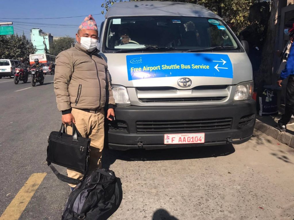 विमानस्थलमा सञ्चालित सटल बस सेवाले यात्रुलाई सहज